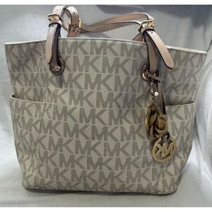 Michael Michael Kors Tote Bag Purse Beige White Signature Logo Gold Charm Medium